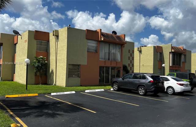 9380 West Flagler Street - 9380 West Flagler Street, Fountainebleau, FL 33174