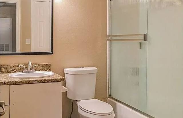 2160 Highpointe Dr photos photos