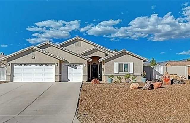 Spacious 4BR House in Pahrump photos photos