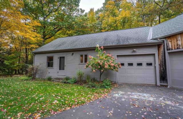 50 Russell Road - 50 Russell Road, South Eliot, ME 03903
