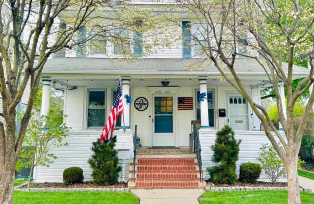 69 Grand Avenue photos photos