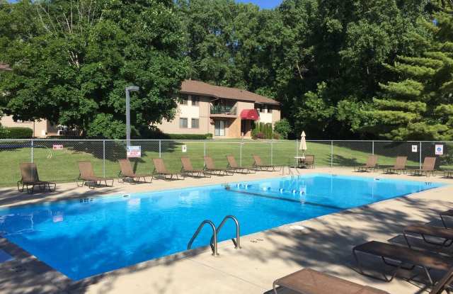Spacious 2 bed 1 bathroom Condominium photos photos