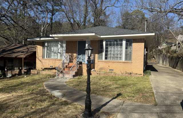 1100 West Grand Avenue photos photos