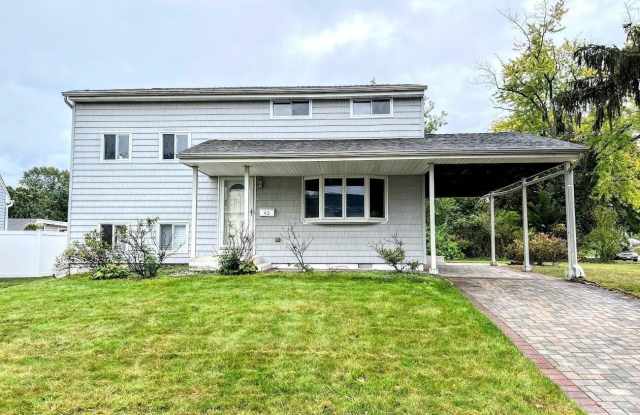 43 Mercury Circle - 43 Mercury Circle, Middlesex County, NJ 08879