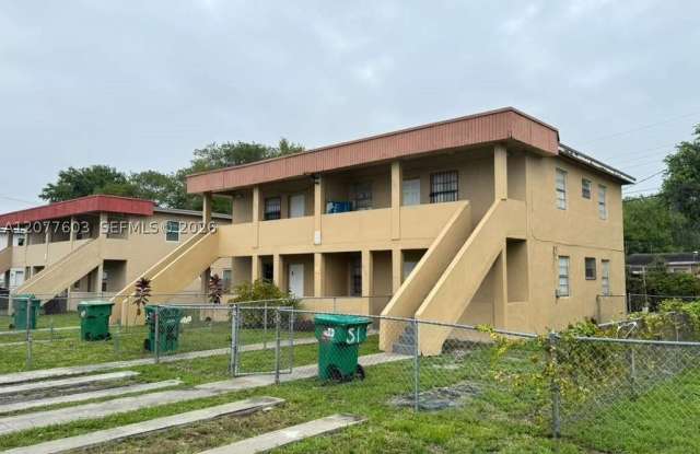 3227 NW 48th St photos photos