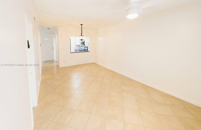 1100 Pine Dr photos photos