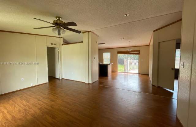 11864 Atlantic Cir photos photos