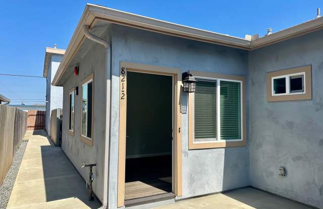 Imperial Beach 2 bed/2 bath home - 821 10th Street, Imperial Beach, CA 91932