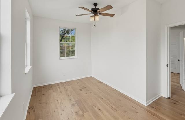 1321 Hermes Avenue photos photos