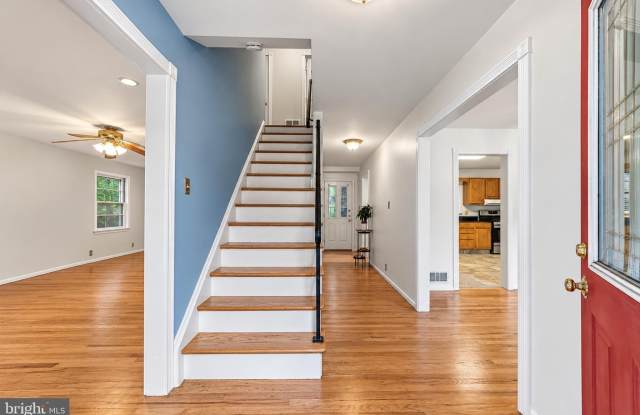 292 GLENN Avenue Gallery 3