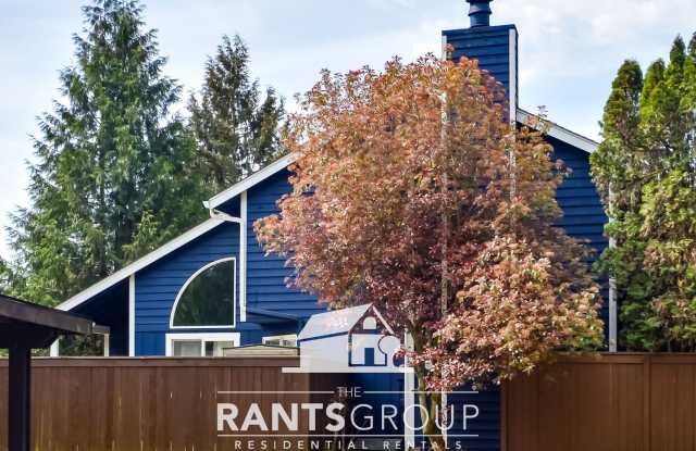 Charming 1-Bed / 1-Bath Townhome in Lacey! photos photos
