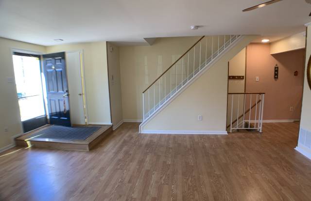 14233 Oakpointe Drive Gallery 4