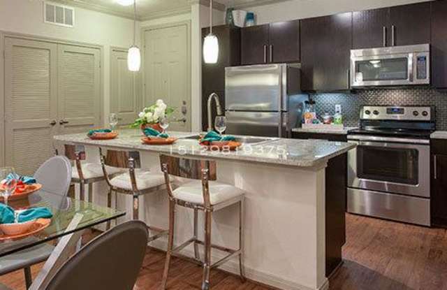 1424 shore district - 1424 Shore District Drive, Austin, TX 78741