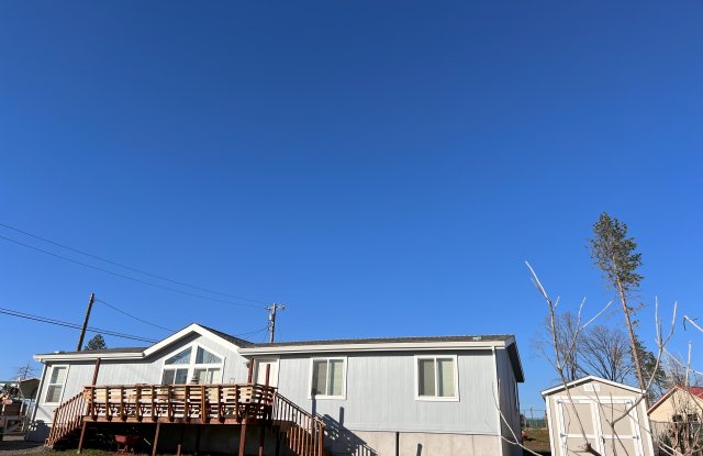 6185 Greenwood Dr - 6185 Greenwood Drive, Paradise, CA 95969