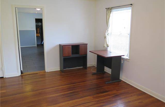 1245 SOUTHLAWN Boulevard Gallery 2