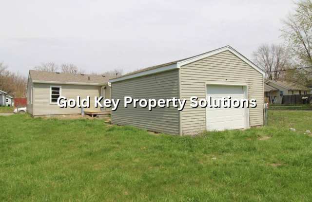 Remodeled 2 BR 1BA House with Garage (NO SECTION 8) Gallery 4