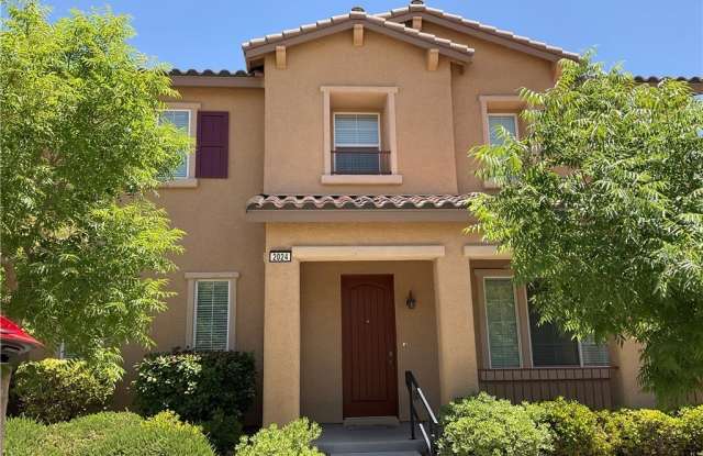 2024 Hollywell Street photos photos