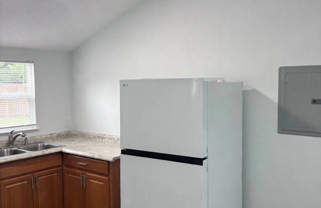 110 Old Daytona Rd Gallery 2