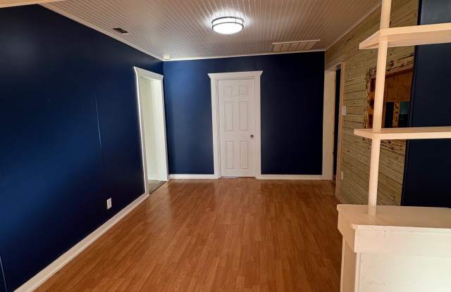 627 Houser Drive Gallery 4