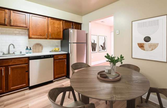 Poplar Glen photos photos