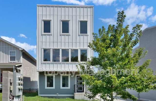 1021 Elvira Ave photos photos