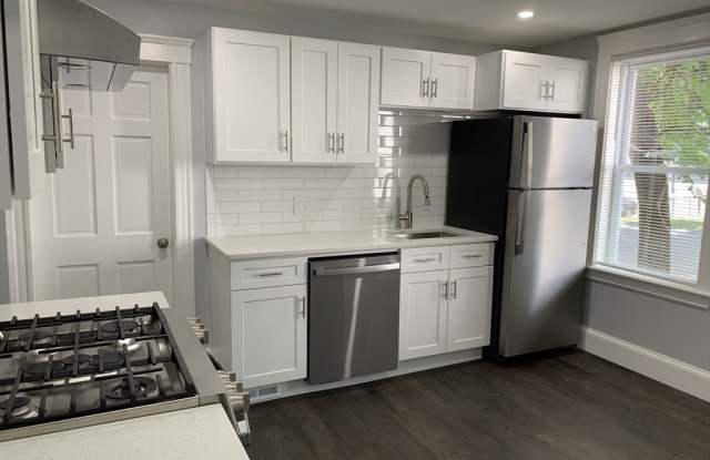 8 Crowell St photos photos