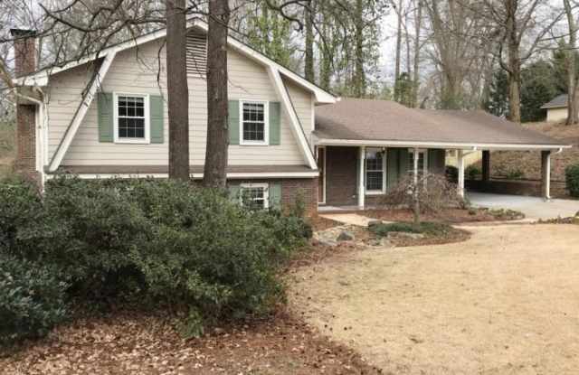 375 LYNNE Circle - 375 Lynne Circle, Alpharetta, GA 30009