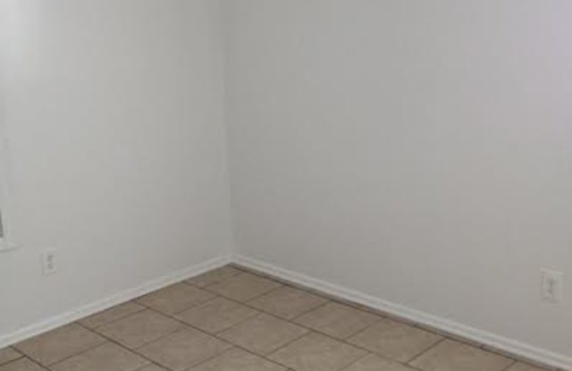 4102 Mellis Drive Gallery 2