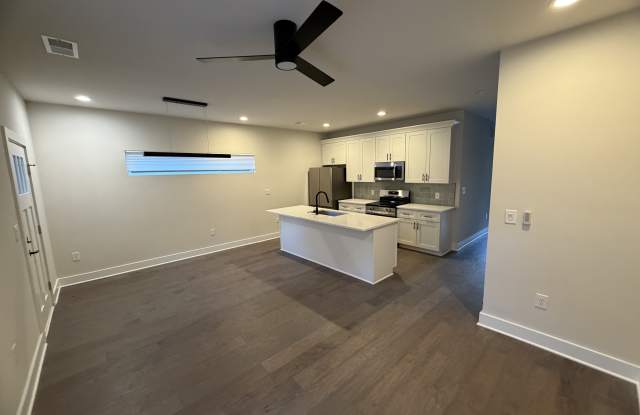 19809 North Ferry Street photos photos