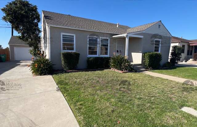 Single Story 3 BD/1BA Home with 2 Car Garage! photos photos