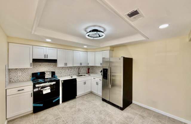 1502 Bromley Estates Gallery 1