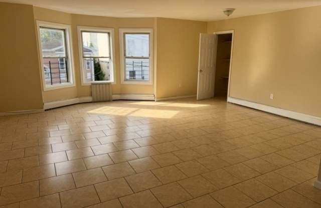 13 12th Avenue photos photos