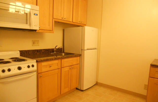 Large studio with a fenced in patio,  944 Kiely Blvd. #F, Santa Clara, CA 95051 photos photos