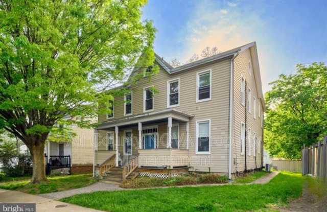 305 9th St - 305 9th Street, Laurel, MD 20707