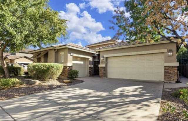 1157 West Mesquite Street photos photos