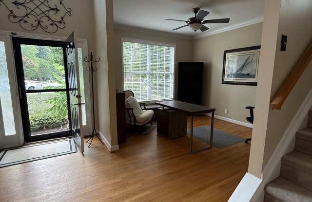 5212 Flintrock Court Gallery 4