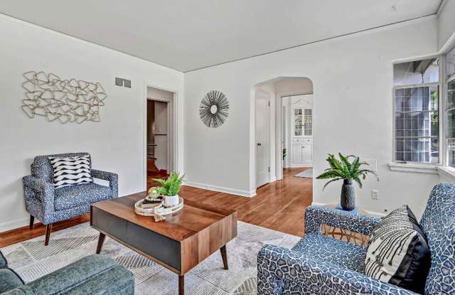 1 BedRoom, 1 Shared Bath, Common Area Shared, Living, Dining, and Kitchen - 707 North 17th Street, Boise, ID 83702