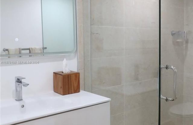 10923 NW 70th St photos photos 10923 NW 70th St photos photos