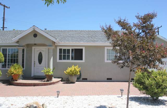 1386 Parsons Avenue photos photos