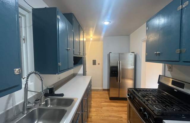 2 bed 2 bath Ranch style home in Montclair neighborhood! photos photos