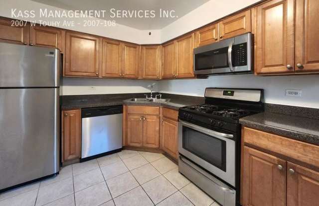 2007 West Touhy Ave. - 2007 West Touhy Avenue, Chicago, IL 60645