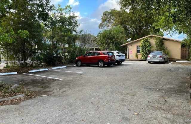 2321 Monroe St - 2321 Monroe Street, Hollywood, FL 33020