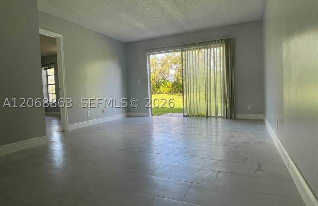 10169 Twin Lakes Dr photos photos 10169 Twin Lakes Dr photos photos