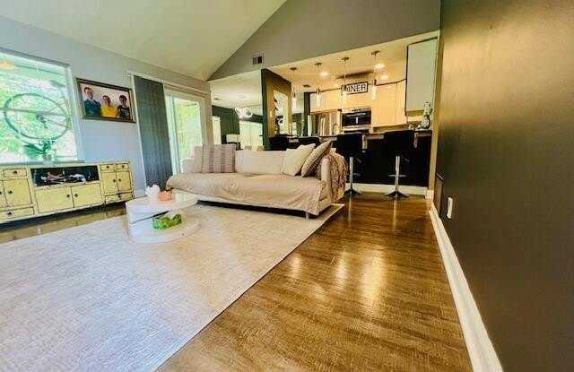 422 Waters Edge Drive photos photos