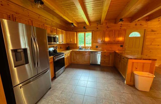 Beautiful Two Bedroom Home with 2 Acres of Land! Gallery 1
