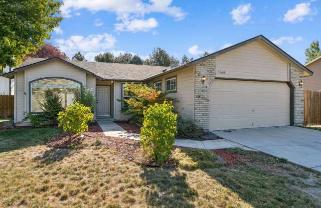 5668 South Kalmia Place Gallery 2