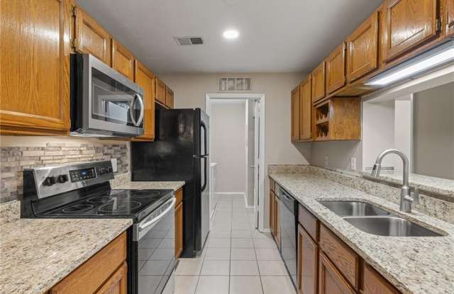 408 Warm Springs Circle Gallery 2