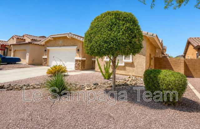 17636 W MAUI LN Gallery 2