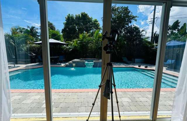 1728 NE 40th Street, Oakland Park, FL 33334 - 1728 Northeast 40th Street, Oakland Park, FL 33334