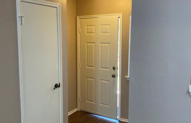 2800 Longmire Drive Gallery 2